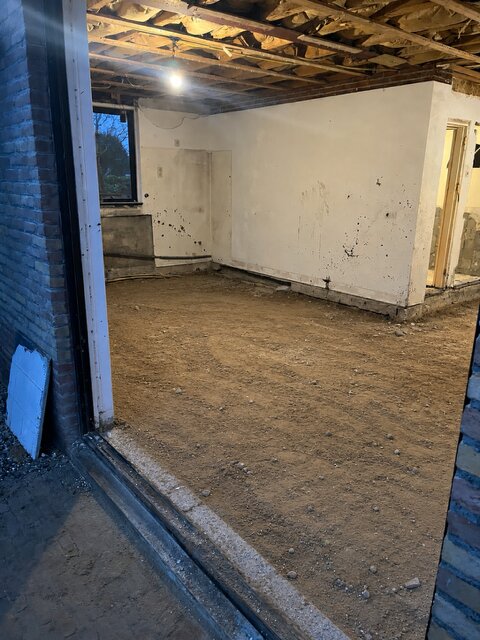 Na: Verwijderen betonvloer