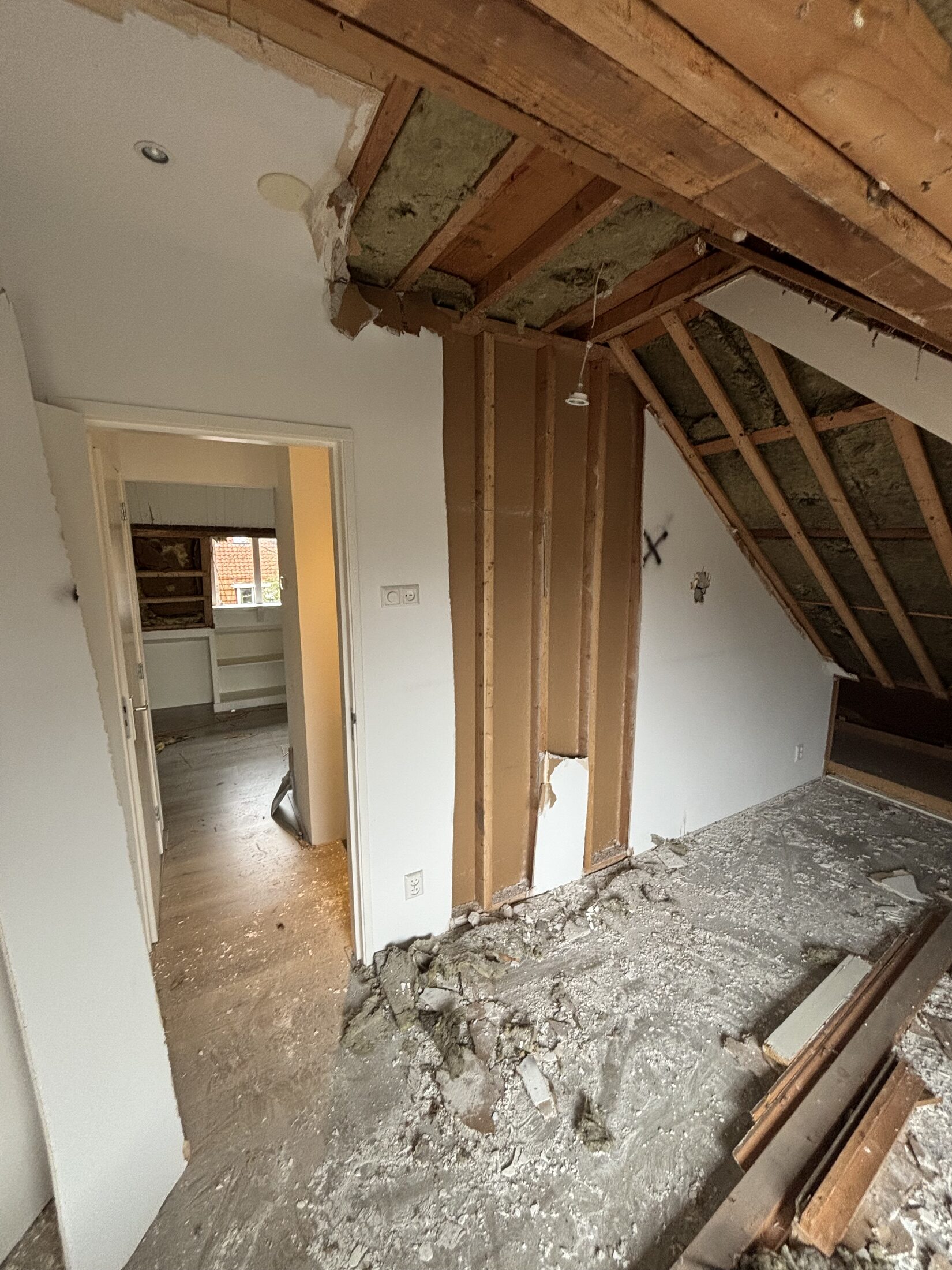 Complete casco renovatiesloop van een woning
