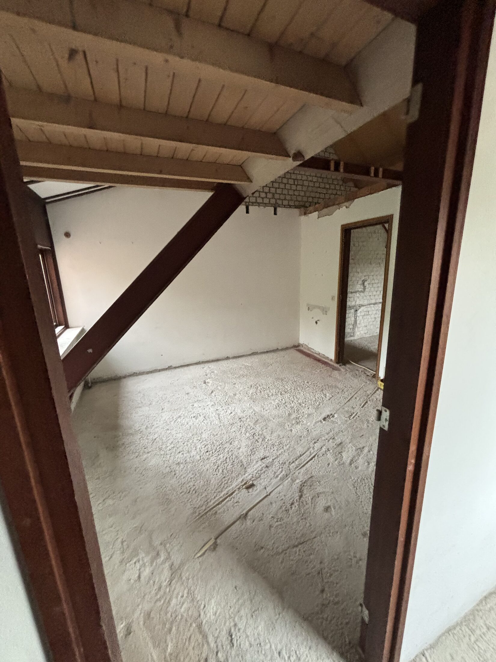 Complete casco renovatiesloop van een vrijstaande woning