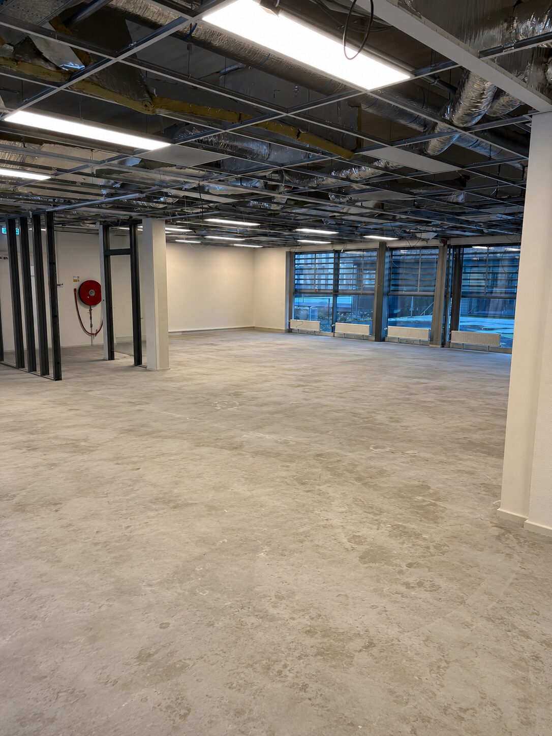 Renovatiesloop kantoorpand