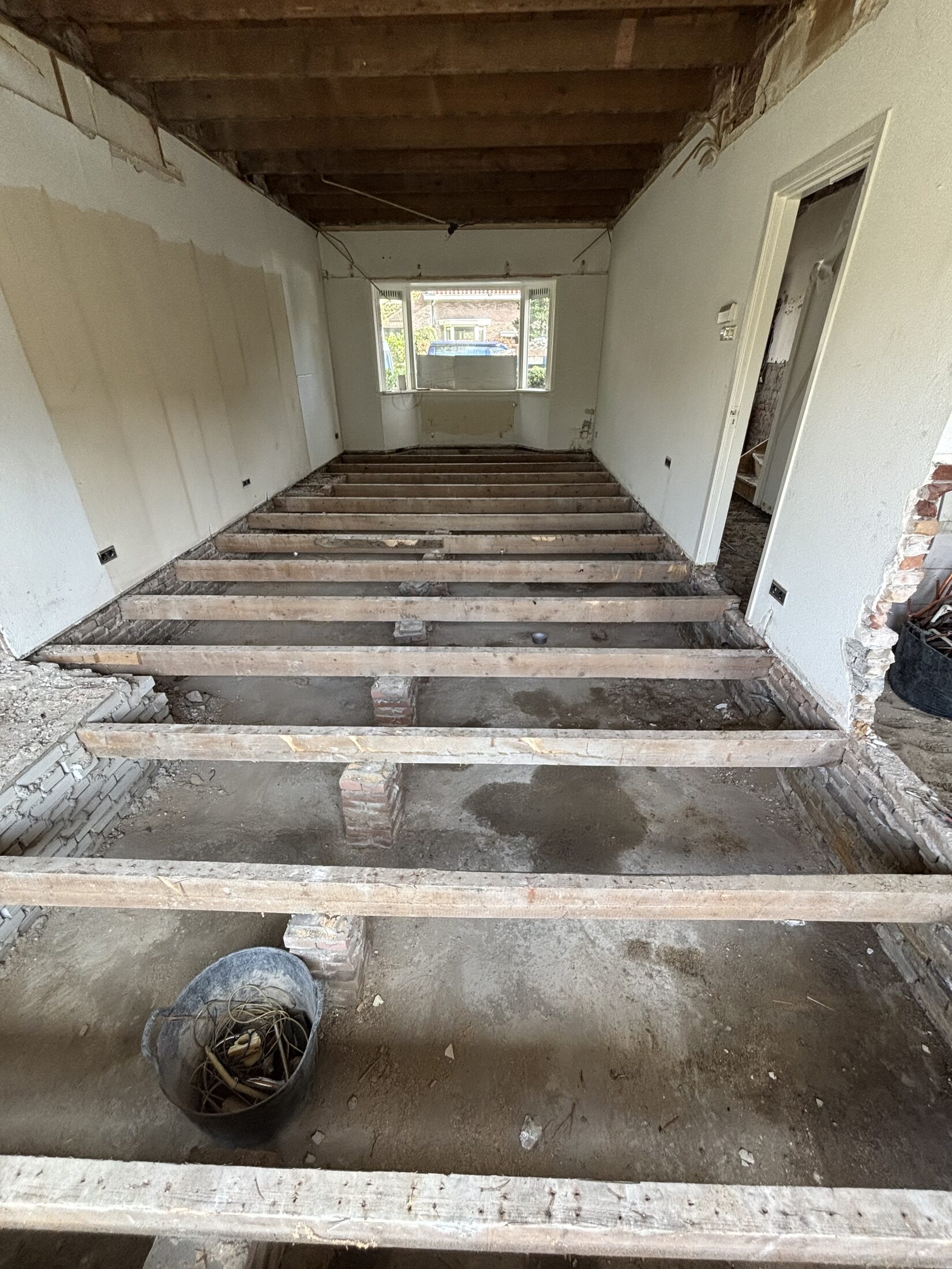 Complete woning strippen